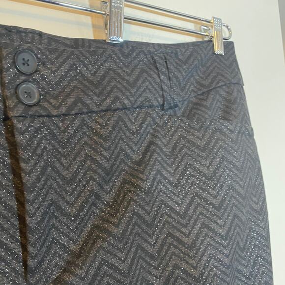 Torrid Studio Premium Ponte Stretch Ankle Skinny Pant Grey Chevron Sparkle Sz 26 - Picture 5 of 10